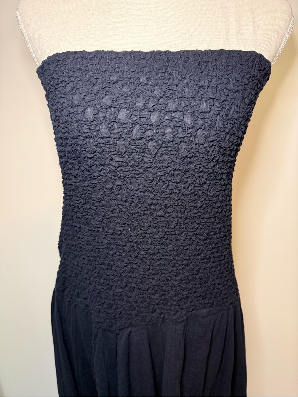 Anthropologie Strapless Cotton Smocked Dress in Black - Picture 2 of 7